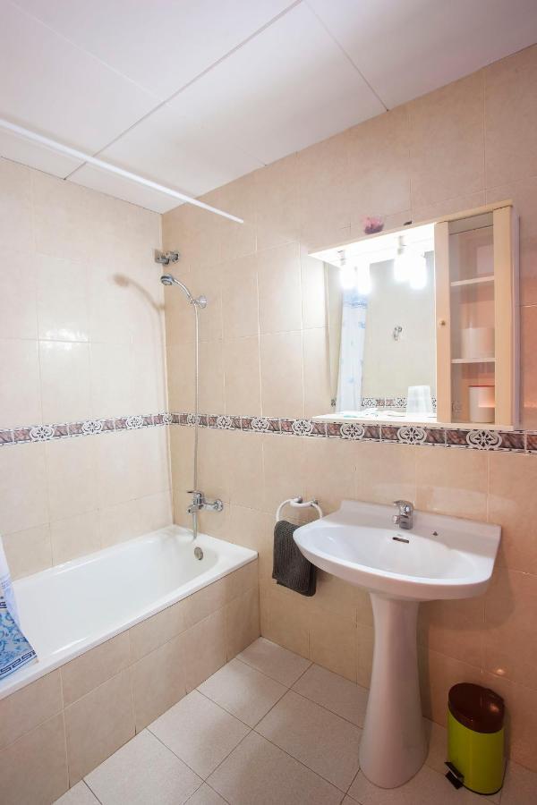 Hostal Collsacabra L' Esquirol Экстерьер фото